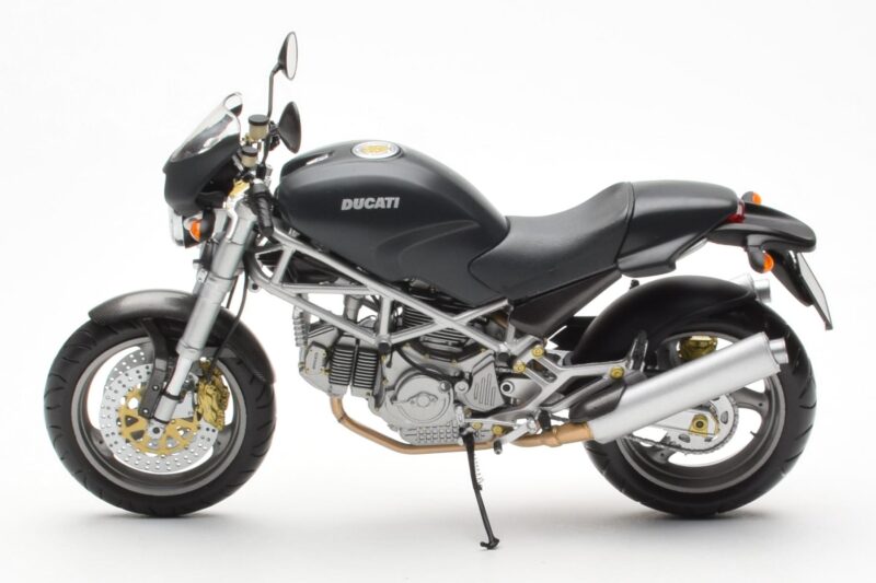 Ducati Monster M900 Noir Minichamps 1:12