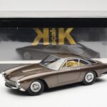 Ferrari 250 GT Lusso Marron Métallisé KK-Scale 1:18 - image 6 of 6