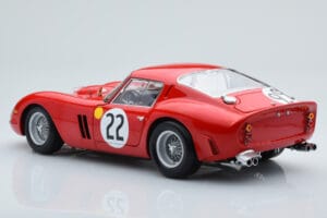 Ferrari 250 GTO #22 24 Hours of Le Mans 1962 Kyosho 1:18 08438B Métal — image 7 sur 10