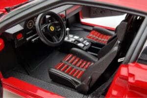 Ferrari 288 GTO Rouge Hot Wheels 1:18 J8248-0510 Métal — image 7 sur 10