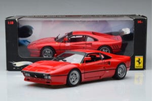 Ferrari 288 GTO Rouge Hot Wheels 1:18 J8248-0510 Métal — image 10 sur 10