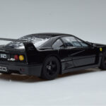 Ferrari F40 Lightweight Noir Kyosho 1:18 - image 3 of 12