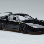 Ferrari F40 Lightweight Noir Kyosho 1:18 - image 8 of 12