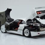 Ferrari F40 Blanc Nacré Kyosho 1:18 - image 5 of 8