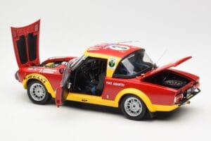 Fiat 124 Abarth #3 Barbasio / Sodano East African Safari Rally 1974 Sun Star 1:18 4952 Métal — image 5 sur 8