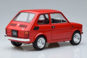Fiat 126 Rouge MCG 1:18 MCG18323 Métal — image 2 sur 6