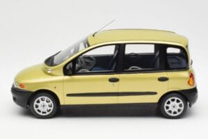 Fiat Multipla Jaune Otto 1:18 OT1047 Résine — image 3 sur 6