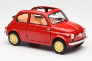 Fiat Nuova 500 Coral Rouge Kyosho 1:18 08966R Métal — image 6 sur 8