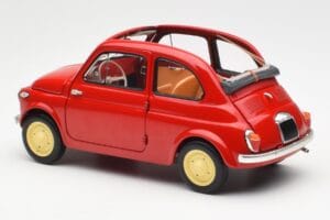 Fiat Nuova 500 Coral Rouge Kyosho 1:18 08966R Métal — image 7 sur 8