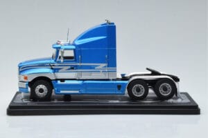 Ford Aeromax Bleu IXO 1:43 TR127 Métal — image 3 sur 6