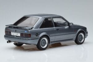 Ford Escort Mk4 RS Turbo S Gris MCG 1:18 MCG18272 Métal — image 2 sur 6
