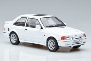 Ford Escort Mk4 RS Turbo S Blanc MCG 1:18 MCG18271 Métal — image 4 sur 6
