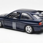 Ford Escort RS Cosworth Bleu Metallic UT Models 1:18 - image 4 of 6