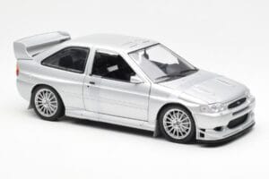 Ford Escort RS Cosworth Version Route Argent UT Models 1:18 22706 Métal — image 6 sur 6