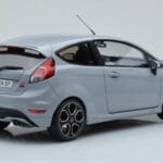 Ford Fiesta ST2000 Gris Otto 1:18 - image 2 of 6