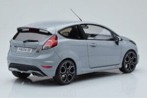 Ford Fiesta ST2000 Gris Otto 1:18 OT985 Résine — image 2 sur 6