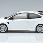 Ford Focus RS Mk2 Blanc Otto 1:18 OT977 Résine - image 3 of 6