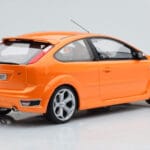 Ford Focus Mk2 ST 2.5 Electric Orange Otto 1:18 - image 2 of 6