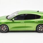 Ford Focus Mk5 ST Phase 2 Mean Vert Otto 1:18 - image 3 of 6