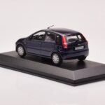 Ford Fusion Bleu Minichamps 1:43 - image 3 of 4