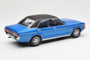 Ford Granada Mk1 Bleu Métallisé Noir Mat MCG 1:18 MCG18394 Métal — image 2 sur 6