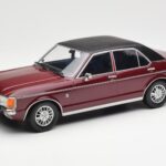 Ford Granada Mk1 Rouge Foncé Métallisé Noir Mat MCG 1:18
