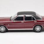 Ford Granada Mk1 Rouge Foncé Métallisé Noir Mat MCG 1:18 - image 3 of 6