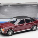 Ford Granada Mk1 Rouge Foncé Métallisé Noir Mat MCG 1:18 - image 6 of 6