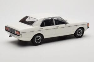 Ford Granada Mk1 Blanc MCG 1:18 MCG18395 Métal — image 2 sur 6