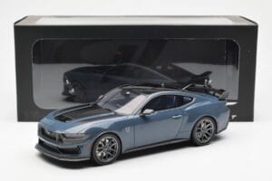 Ford Mustang Dark Horse Vapor Bleu Metallic GT Spirit 1:18 GT454 Résine — image 6 sur 6