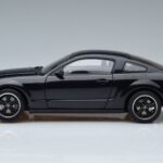 Ford Mustang GT S197 Bullitt AUTOart 1:18 73067 Métal - image 4 of 7