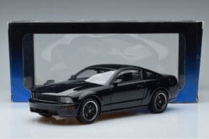 Ford Mustang GT S197 Bullitt AUTOart 1:18 73067 Métal — image 7 sur 7
