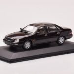 Ford Scorpio Noir Minichamps 1:43 - image 2 of 4
