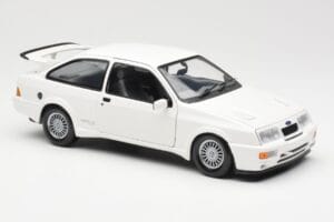 Ford Sierra RS RHD Blanc Minichamps 1:18 150084070 Métal — image 6 sur 8