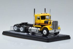 Freightliner FLC120 64T Jaune IXO 1:43 TR116 Métal — image 4 sur 6