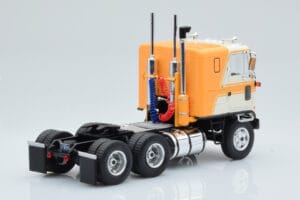 GMC Astro 95 Beige Blanc IXO 1:43 TR167 Métal — image 2 sur 5
