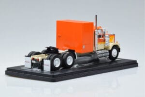 GMC General Orange IXO 1:43 TR129 Métal — image 2 sur 6