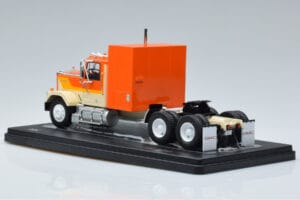 GMC General Orange IXO 1:43 TR129 Métal — image 5 sur 6