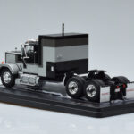 GMC General Argent Noir IXO 1:43 TR117 - image 5 of 6