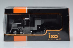 GMC General Argent Noir IXO 1:43 TR117 Métal — image 6 sur 6