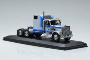 GMC General Argent IXO 1:43 TR079 Métal — image 4 sur 6