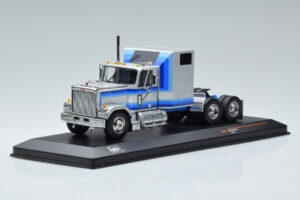 GMC General Argent IXO 1:43 TR079