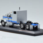 GMC General Argent IXO 1:43 TR079 - image 5 of 6