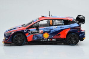 Hyundai i20 N Rally1 #8 O. Tanak / M. Jarveoja Rally Monte Carlo 2022 IXO 1:18 18RMC113 Métal — image 3 sur 6