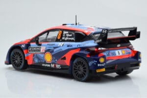 Hyundai i20 N Rally1 #8 O. Tanak / M. Jarveoja Rally Monte Carlo 2022 IXO 1:18 18RMC113 Métal — image 5 sur 6