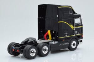 International Eagle Cabover Noir IXO 1:43 TR169 Métal — image 2 sur 5