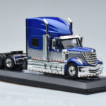 International Lonestar Bleu IXO 1:43 TR118 - image 4 of 6