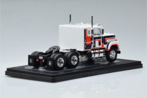 International Transtar 4300 Blanc IXO 1:43 TR153 Métal — image 2 sur 6