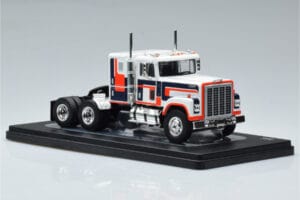International Transtar 4300 Blanc IXO 1:43 TR153 Métal — image 4 sur 6