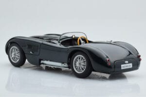 Jaguar C-Type Vert AUTOart 1:18 73500 Métal — image 7 sur 8